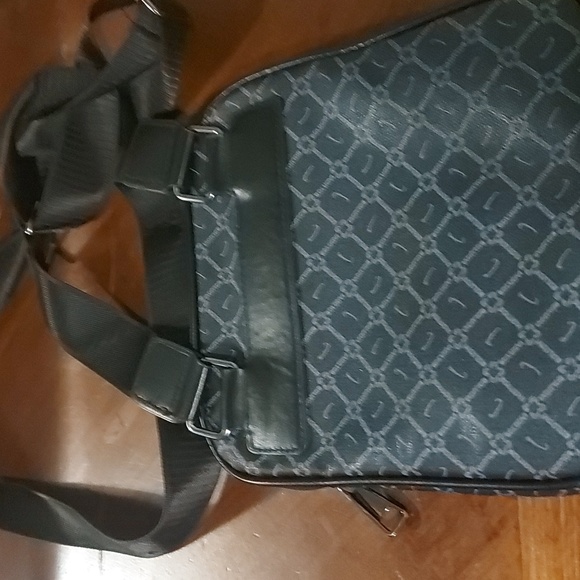 Bag - Picture 2 of 2